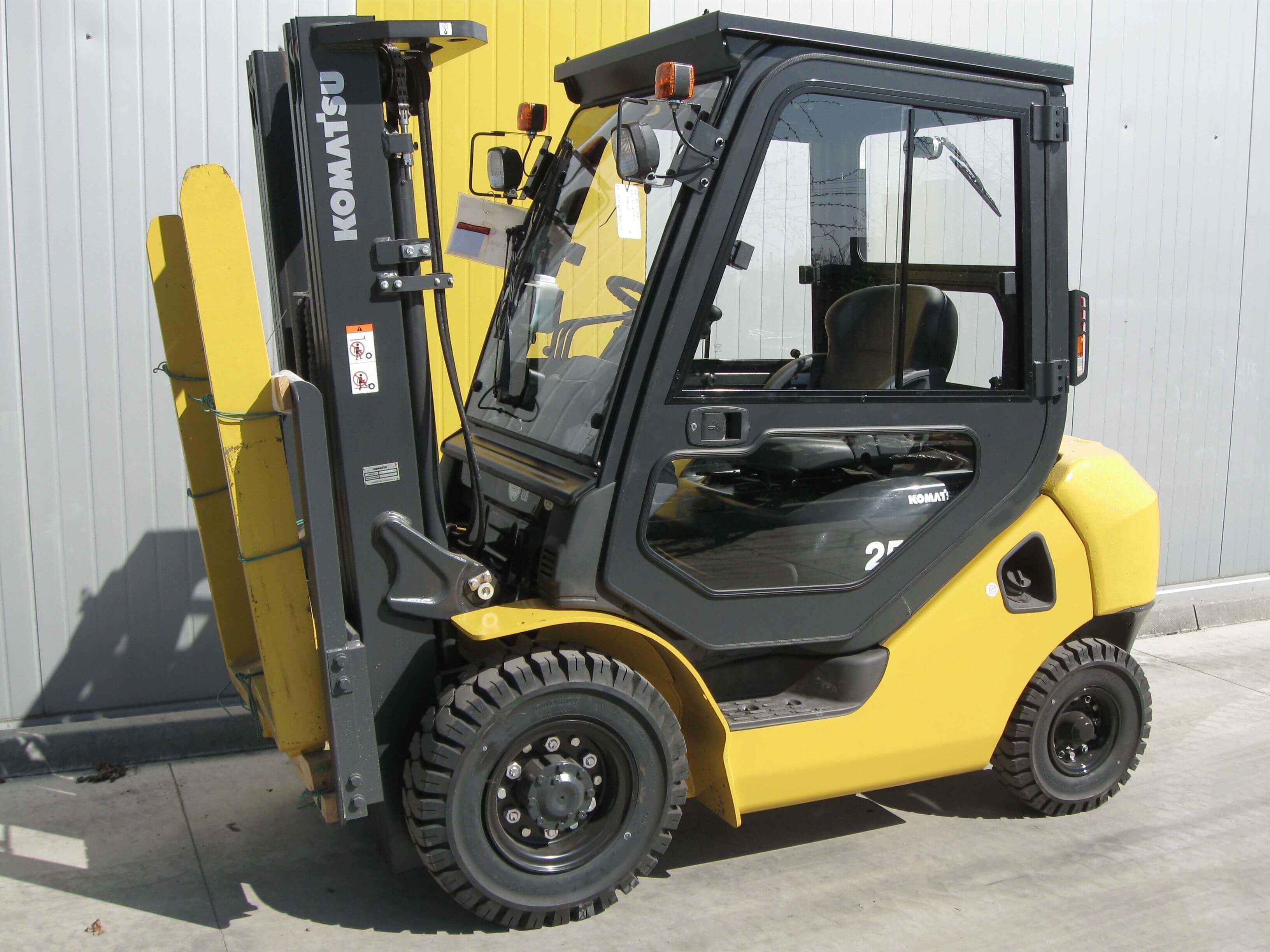Komatsu