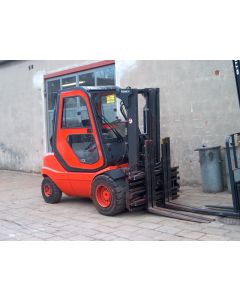 Vollkabine für Linde 351 H20D/T, H25D/T, H30D/T, H35D/T vorne
